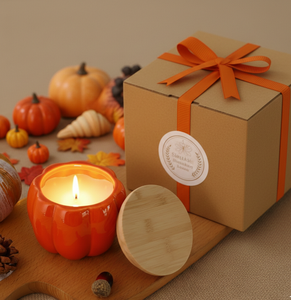 Bougie parfumée en pot à l'odeur de citrouille festive pour Thanksgiving, idéale pour les couples, les réunions de famille, les cadeaux de remerciement. - Product Image 1