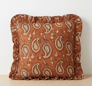 Funda de cojín de algodón con estampado a mano TheFabira y volantes |   Estilo Bohemio Ecológico Lavable y Personalizable |   Hecho en Rajasthan - Product Image 1