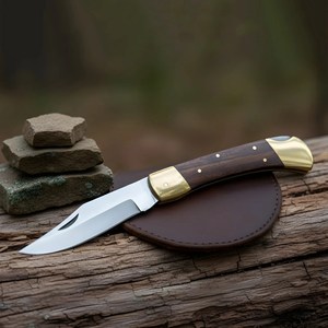 Couteau pliant de chasse et de camping de qualité supérieure en acier à haute teneur en carbone, manche en bois de rose, OEM ODM disponible, tranchant comme un rasoir, 8 pouces, 58-60HRC - Product Image 1