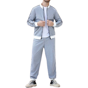 Ensemble survêtement homme 2 pièces en molleton gris clair à rayures blanches, col bomber zippé - Product Image 1