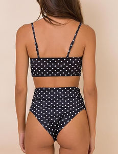 Traje de Baño de 2 Piezas Personalizado para Mujer, Top y Shorts, Diseño Elegante, Tejido Transpirable, Ecológico y de Secado Rápido para Uso en Playa o Resort - Product Image 5