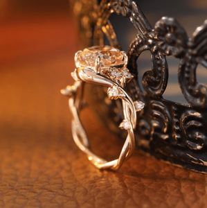 Élégante bague de fiançailles en or jaune 14 carats avec diamant de laboratoire taille coussin 3 carats, style branche inspiré de la nature, pour femme - Product Image 3