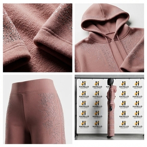 HATELLO Chándal con capucha y estampado de purpurina rosa para mujer, manga larga, corte holgado, cremallera frontal, ropa informal de otoño, chándal para mujer - Product Image 4