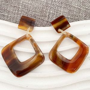 Pendientes de Cuerno de Búfalo Naturales Hechos a Mano, Estilo Animal, para Mujer, Diseño Moderno, Joyería Más Vendida - Product Image 1