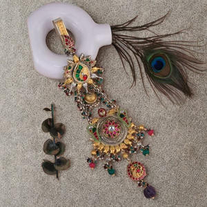 Indian Ethnic Maang Tikka / Brooch Handcrafted with Kundan & Meenakari Work - Product Image 2
