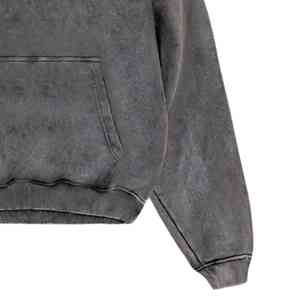 Sweat à capuche gris délavé vintage, style streetwear classique et minimaliste, doux et confortable, pour un look urbain intemporel au quotidien. - Product Image 3