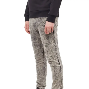 กางเกงยีนส์ฟอกสีผู้ชาย พรีเมียม โรงงานขายส่ง รับทำโลโก้ ผ้าหนา ใส่สบาย ดีไซน์ใหม่ กางเกงยีนส์ฟอกสีผู้ชาย - Product Image 6