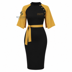 Robe midi moulante noire et or contrastée pour femme NCBW, avec manches cape, détails boutonnés et ceinture ajustée, style décontracté - Product Image 1