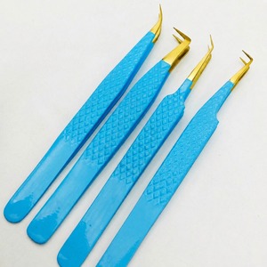 Pince à épiler professionnelle personnalisée moderne en or rose pour sourcils, outil de précision pour cils, en acier inoxydable, écologique et durable - Product Image 4