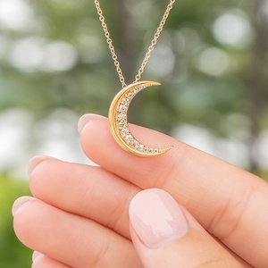 Collar con Colgante de Luna Chapado en Oro con Cadena de Caja de Corte Brillante Redondo Cúbico, Estilo Romántico Unisex para Uso Diario - Product Image 3