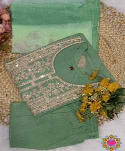 สินค้ามาใหม่ ชุดผ้าฝ้ายทอลายสลับสี เสื้อ+กางเกง+ผ้าคลุมไหล่ ชุดสำหรับงานเทศกาล ราคาขายส่ง คุณภาพหรู แห้งเร็ว เสื้อผ้าสไตล์ชาติพันธุ์ สีเขียวพิสตาชิโอ - Product Image 5