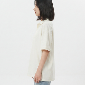 ผู้ผลิตเสื้อกอล์ฟขายส่ง เสื้อโปโลแขนสั้น คอวี ติดกระดุม ผ้าปิเก้ เสื้อโปโลปักลายสำหรับผู้หญิง - Product Image 6