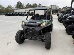 Dernier modèle 2026 Can-Am Commander DPS 700 UTV POUR ADULTES - Product Image 2