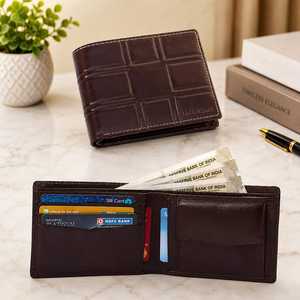 กระเป๋าสตางค์หนังแท้ผู้ชายระดับพรีเมียม ช่องใส่บัตร เหรียญ และธนบัตร ดีไซน์ทันสมัย สีน้ำตาล ทนทาน ใช้งานได้ทุกวัน - Product Image 5