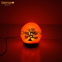 Venta al por mayor Top Trending 3D Mini USB lámpara de sal del Himalaya en forma de árbol de la vida hoja de madera personalizada para la decoración del hogar regalo de Navidad