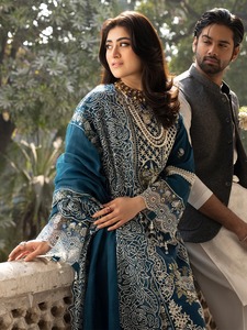 Ensemble 3 pièces MAHNUR pour femme : chemise brodée en tissu lawn, dupatta brodé en organza et pantalon, formel, infroissable, pour mariage/fête, toutes saisons - Product Image 5