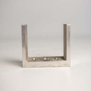 Bloc de serrage angulaire en acier inoxydable de précision CNC pour prototypage express AMT VINA – Faible MOQ et livraison rapide - Product Image 3