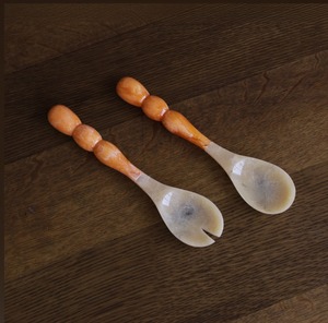 Ensemble de service à salade en mélamine beige, motif corne, cuillère et fourchette à long manche, poignée texturée rose, ustensile de service pour cuisine et table - Product Image 6