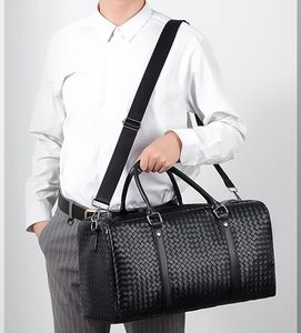 Bolsa de Viaje de Fin de Semana para Hombre, de Cuero Tejido, Gran Capacidad, Cierre de Cremallera, Diseño de Diamantes, Asa Suave - Product Image 5
