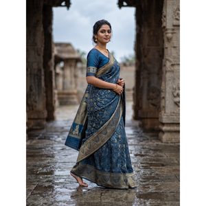 Sari de Seda Banarasi de Lujo con Tejido Zari, Vestido Tradicional Indio para Bodas, para Mujer - Product Image 1