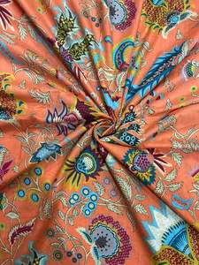 Tissu en coton cambric respirant et durable avec des imprimés floraux accrocheurs pour un usage quotidien - Product Image 6