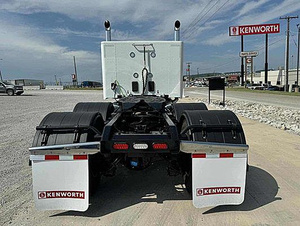 NUEVO Camión Kenworth T480 2025, 8.9L, 6 Cilindros, 3 Ejes, 350hp, Diésel, Clase PX-9, Transmisión Automática, Volante a la Izquierda - Product Image 2