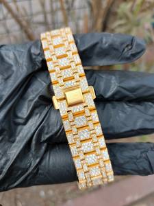 Reloj Cronógrafo de Lujo para Hombre con Diamantes de Moissanita y Cuarzo, de Acero Inoxidable y Aleación, con Cristal de 5mm y Diseño de Moneda, Estilo Iced Street - Product Image 3