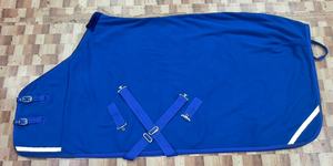 แผ่นรองอานกระโดดขี่ม้า Yura International ไส้ใยโพลีเอสเตอร์ 100% คุณภาพพรีเมียม พร้อมสีและโลโก้ที่ปรับแต่งได้ - Product Image 2