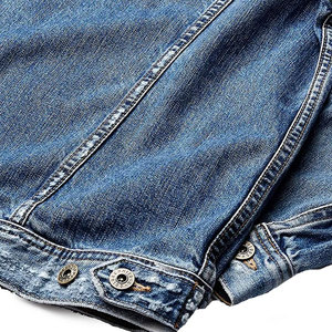 Chaqueta Slim Unisex de Mezclilla Azul Claro con Forro Polar, Transpirable, Reflectante, con Estampado de Poliéster y Acolchado, Estilo Casual Lavado para Perfeccionistas - Product Image 4
