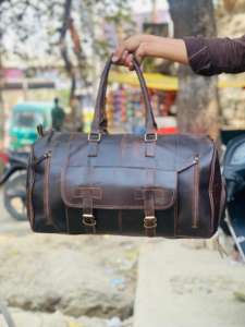 Sac de voyage élégant en cuir véritable, grande capacité, plusieurs compartiments, parfait pour les voyages, le bureau, les occasions décontractées, respectueux de l'environnement - Product Image 2