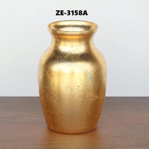 Vase à fleurs de luxe en aluminium fait main, élégant accent décoratif pour la maison, le commerce, l'hôtellerie et le bureau - Designer2026 Luxe - Product Image 1