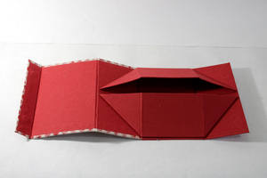 Boîte pliable en carton et papier coton de haute qualité, faite à la main, avec fermetures magnétiques, emballage cadeau pour les fêtes - Product Image 4