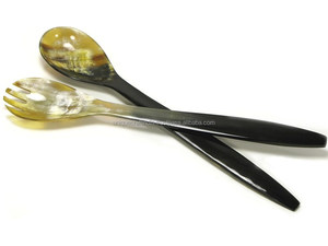 Cuillère à corne sur mesure Cuillère à corne biologique personnalisée Décoration intérieure classique par Unique Craft India avec corne de buffle d'eau naturelle - Product Image 3