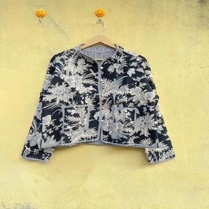 Chaqueta Reversible de Algodón con Estampado Floral para Mujer, Manga Larga, Cuello Camisero, Bolsillo con Parche, Botón Único - Product Image 1
