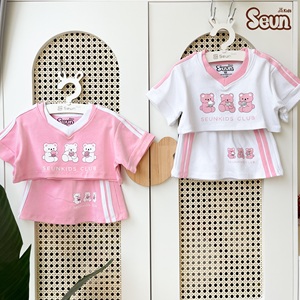 Tenue pour filles sur mesure, haut court et jupe à imprimé ours rose, fabricant et fournisseur OEM au Vietnam - Product Image 4