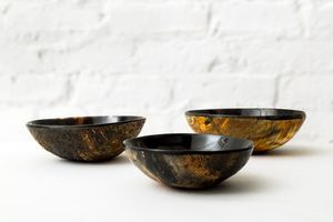 Bol en corne de buffle indienne noire de haute qualité, fait main, sans BPA, bol de service en corne naturelle, design le plus vendu - Product Image 2