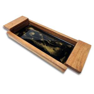 Plateau de service en résine et bois de qualité supérieure, artisanat décoratif personnalisable pour la maison et la restauration, disponible en gros depuis l'Inde - Product Image 1