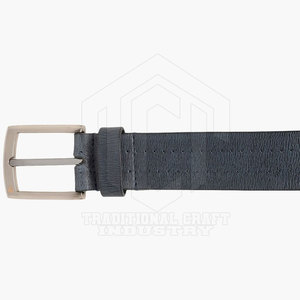 Ceinture en cuir de vachette de qualité supérieure avec boucle en acier, design personnalisé, légère, écologique, choix populaire pour les entreprises en ligne - Product Image 4