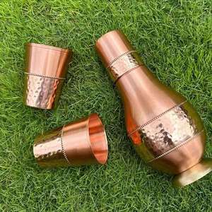 Elegante Botella de Agua de Cobre Color Carmesí con Diseño de Aves, Hecha a Mano, Antiderrames, para Bebidas Ayurvédicas, Reutilizable, Ideal para Regalo - Product Image 2