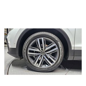 Pour Volkswagen Tiguan 2.0 TDI 4Motion Prestige Novembre 2021 42 430 km Diesel Sièges en cuir Volant à gauche Caméra de recul - Product Image 5