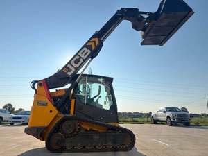 รถตักตีนตะขาบ JCB Teleskid Compact ขนาดเล็ก เครื่องยนต์ 49 แรงม้า ปั๊มไฮดรอลิก รถตักหน้า รถขุดหลัง อุปกรณ์งานภาคสนาม สำหรับใช้งานในอุตสาหกรรม - Product Image 2