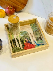 Plateau de service rond en bois de mangue Heritage Haven Indian Garden Serenity avec poignées, plateau de service décoratif - Product Image 3