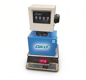 Compteur de débit mécanique diesel GKD Neogi, dispositif de dosage d'huile à engrenages mécaniques avec totalisateur réinitialisable pour applications industrielles lourdes - Product Image 2