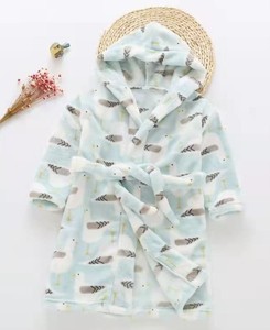 Robe en polaire à imprimé de dessins animés mignons pour filles, manches longues, à capuche, douce et confortable, vêtements de nuit d'hiver bleus - Product Image 2