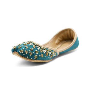 รองเท้าเมห์นดีแบบใหม่ ดีไซน์แฟนซี ประดับด้วยหิน งานแฮนด์เมด รองเท้าผู้หญิงแบบแบน สำหรับใส่ในบ้านและนอกบ้าน งานปาร์ตี้ รองเท้าคุสซา ขายส่ง รับผลิตแบบ OEM ODM - Product Image 3