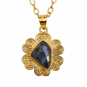 Parure de bijoux Laxmi : Collier et boucles d'oreilles ethniques traditionnels en laiton plaqué or 18 carats avec labradorite pour femme, idéale pour mariage et fiançailles - Product Image 2