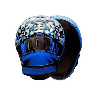 Casque de boxe à motif géométrique bleu en PU avec fermeture élastique réglable, équipement de protection unisexe pour adultes - Product Image 6