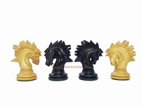 Ensemble d'échecs de luxe fait main de la série Savano, pièces en bois noir et crème avec base verte, emballage personnalisé, cadeau pour les jeux de société