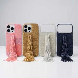 Étui de téléphone brodé à la main avec perles de verre, motif thème ange, base en polyester, accessoire décoratif à pompon - Product Image 4