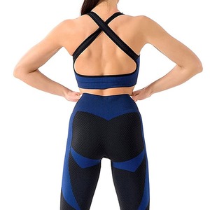 Nouvel ensemble de leggings de yoga sans couture en tricot respirant avec logo frontal, 2 pièces - Product Image 5